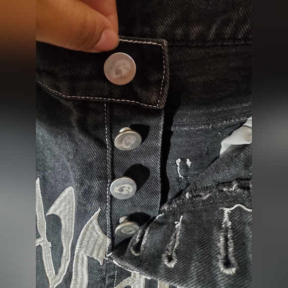 Revenge Embroidered jeans Size Xl - Picture 5 of 9